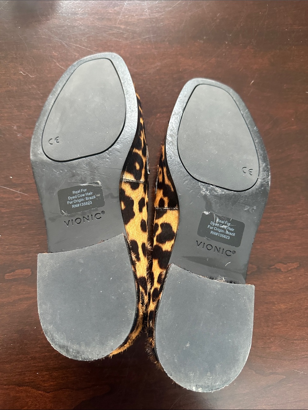 Vionic Womens Sellah Calf Hair Animal Print Loafers Shoes Sz 7 Preppy Fall Comfy - Picture 10 of 11